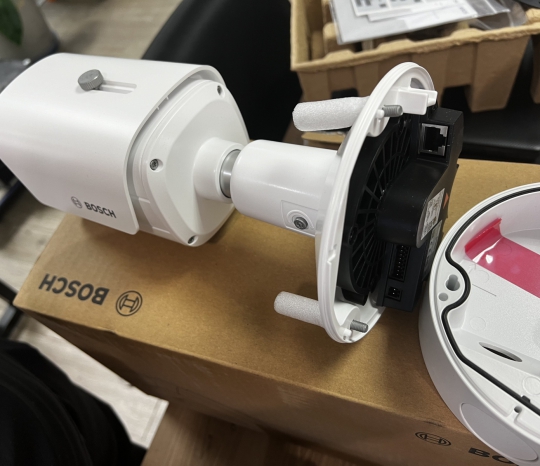 Camera Bosch Bullet NBE-5702-AL , 2MP HDR 3,2-10,5mm IP66/67 IK10